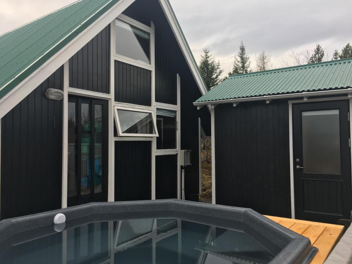 Bjoerk - A Cozy Hilltop Cottage - Great Location! Blaskogabyggd Buitenkant foto