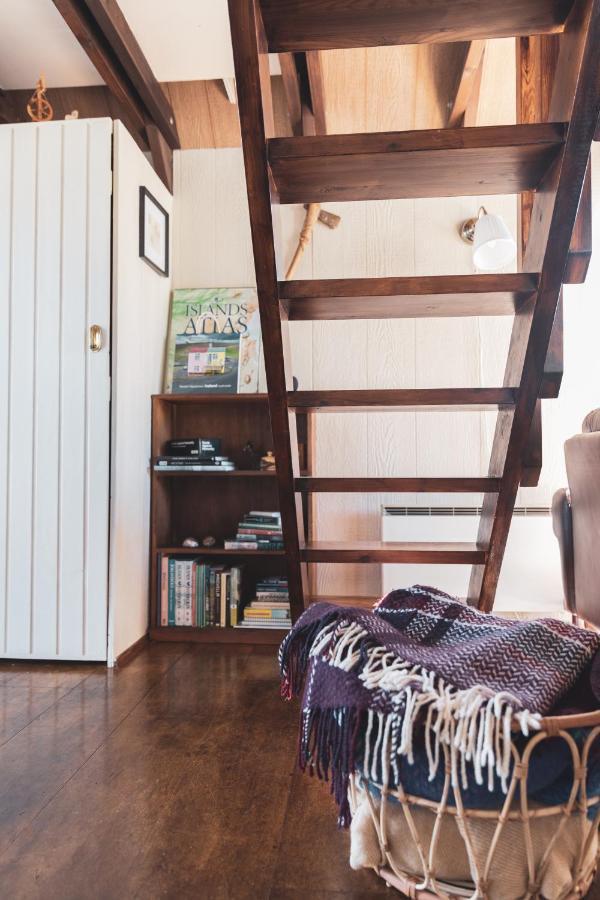 Bjoerk - A Cozy Hilltop Cottage - Great Location! Blaskogabyggd Buitenkant foto
